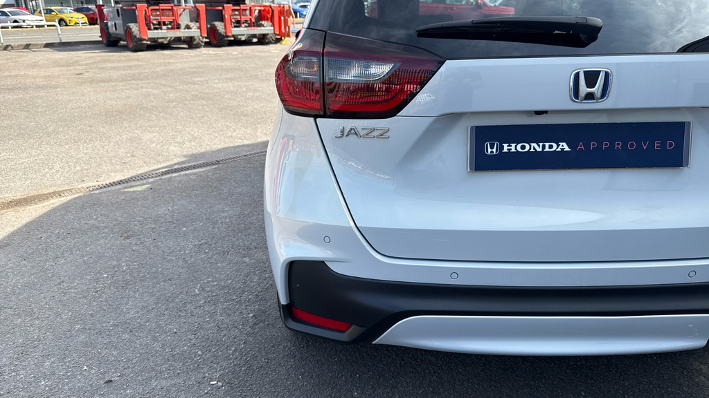 Honda Jazz 1.5 I-mmd Hybrid Elegance Ecvt Hatchback Red #46
