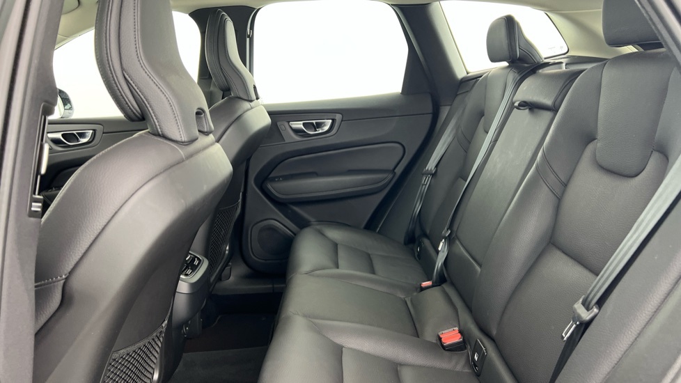 Volvo XC60 Plus, B5 Awd Mild Hybrid, Dark Grey #33