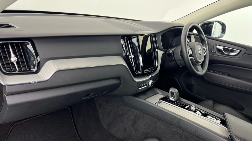 Volvo XC60 Plus, B5 Awd Mild Hybrid, Dark Grey #62