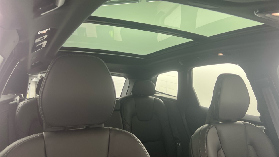 Volvo XC60 Plus, B5 Awd Mild Hybrid, Dark  #29