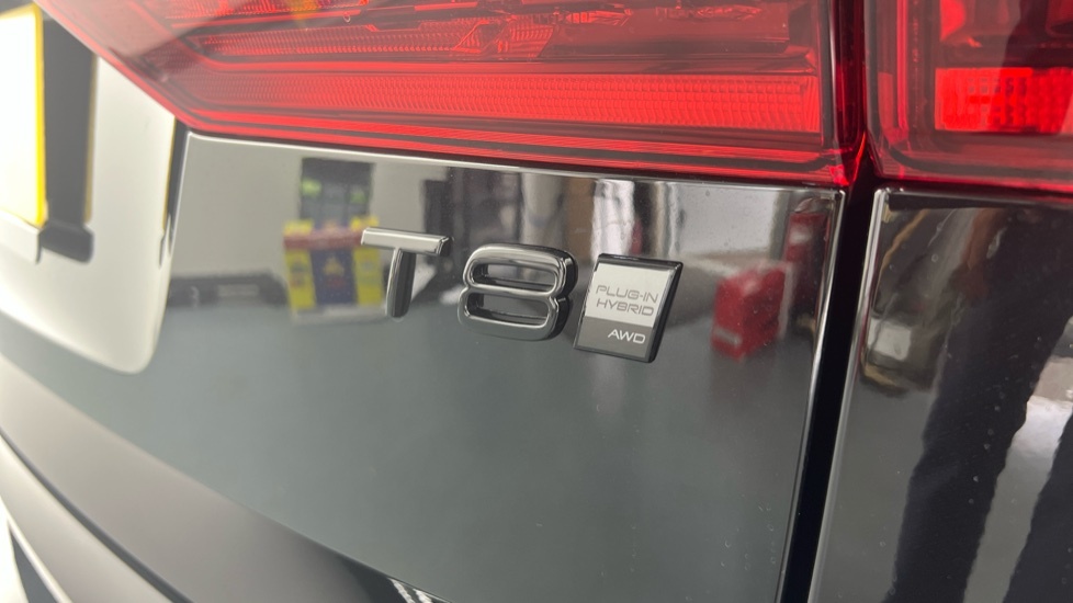 Volvo XC60 Plus, B5 Awd Mild Hybrid, Dark  #34