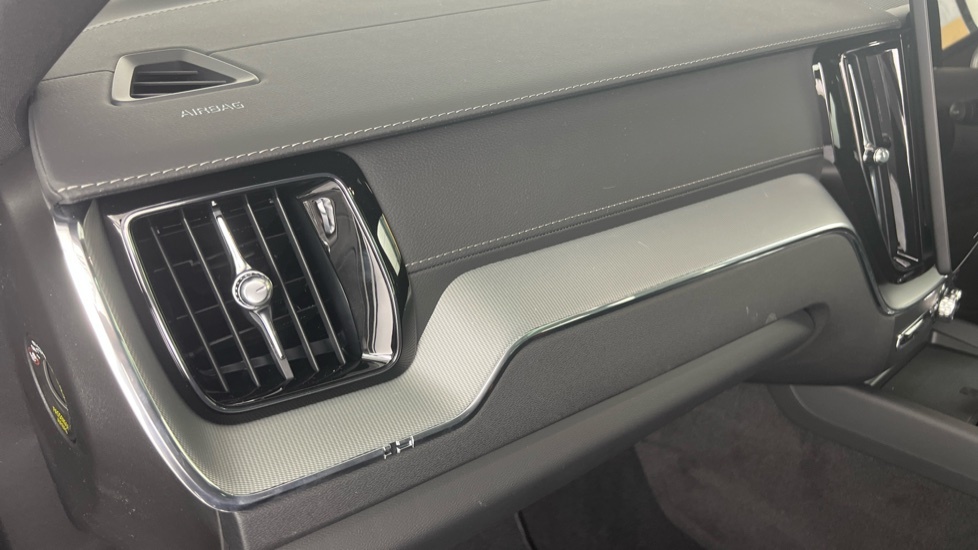 Volvo XC60 Plus, B5 Awd Mild Hybrid, Dark  #44