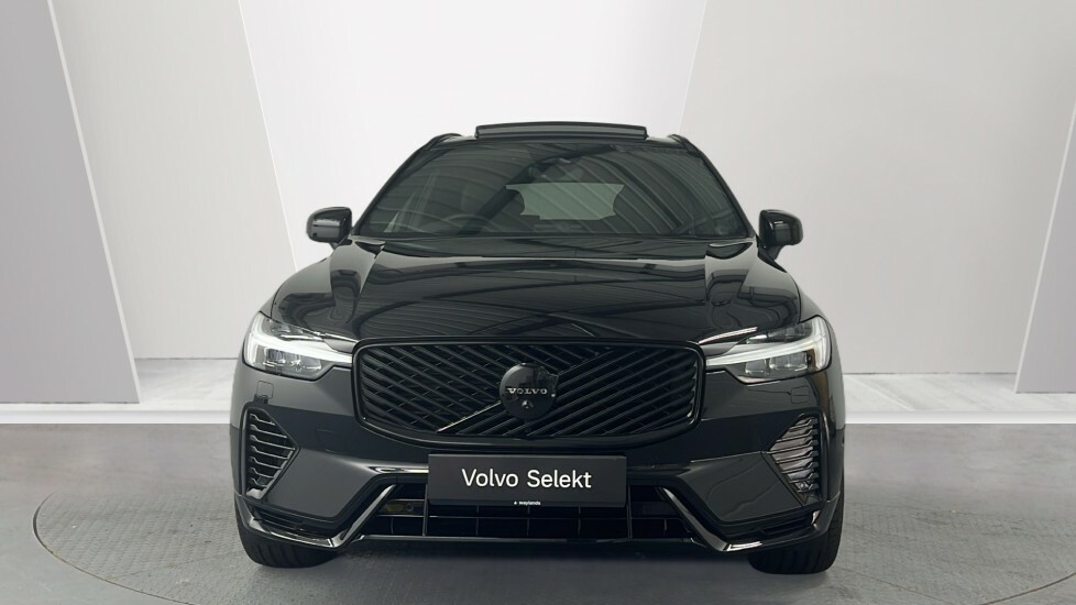 Volvo XC60 Plus, B5 Awd Mild Hybrid, Dark  #8