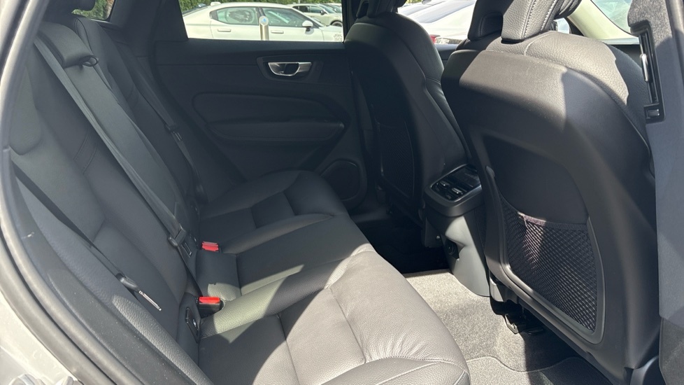 Volvo XC60 Plus, B5 Awd Mild Hybrid, Dark Silver #6