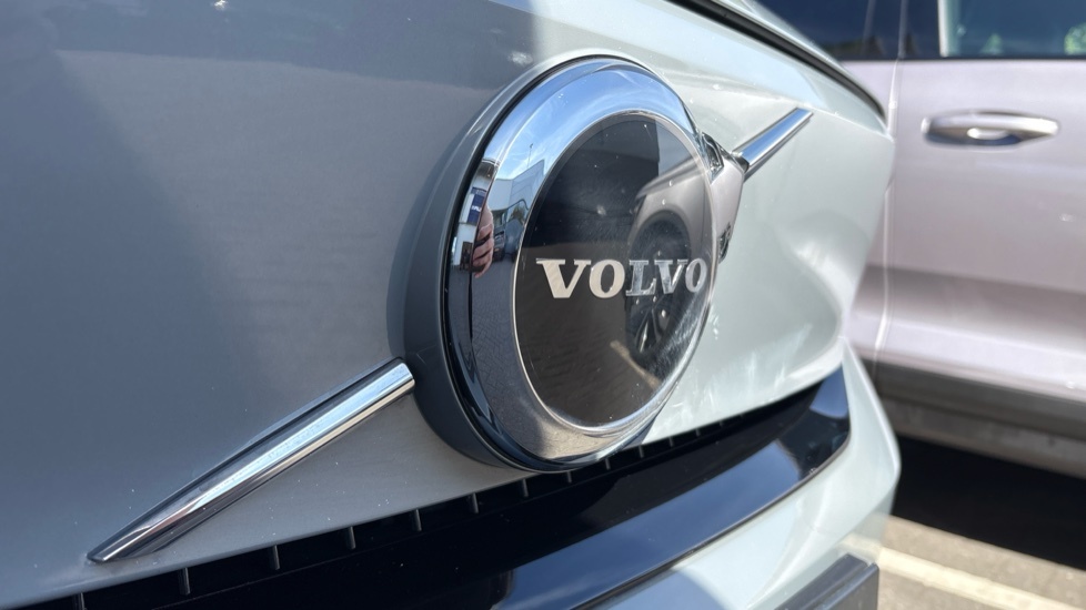 Volvo EC40 Ec40 300Kw Twin Ultra 82Kwh Awd Estate Grey #31