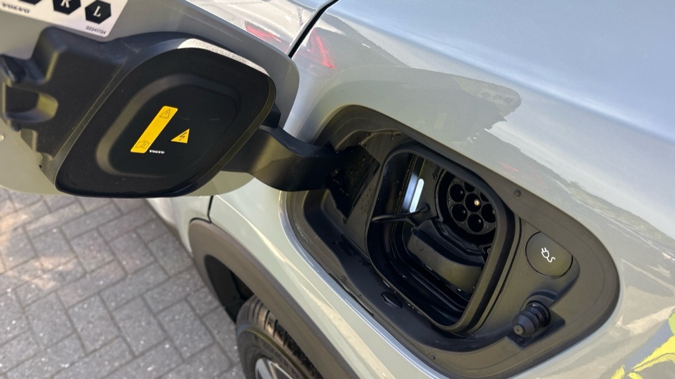 Volvo EC40 Ec40 300Kw Twin Ultra 82Kwh Awd Estate Grey #25