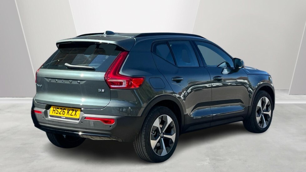 Volvo XC40 2.0 B3p Plus Dark #2