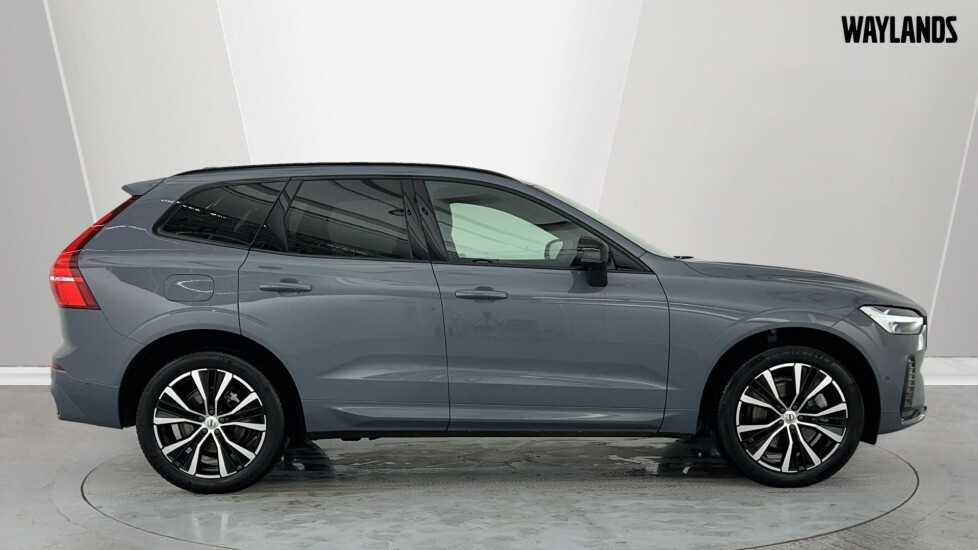 Volvo XC60 Plus, B5 Awd Mild Hybrid, Dark Grey #3