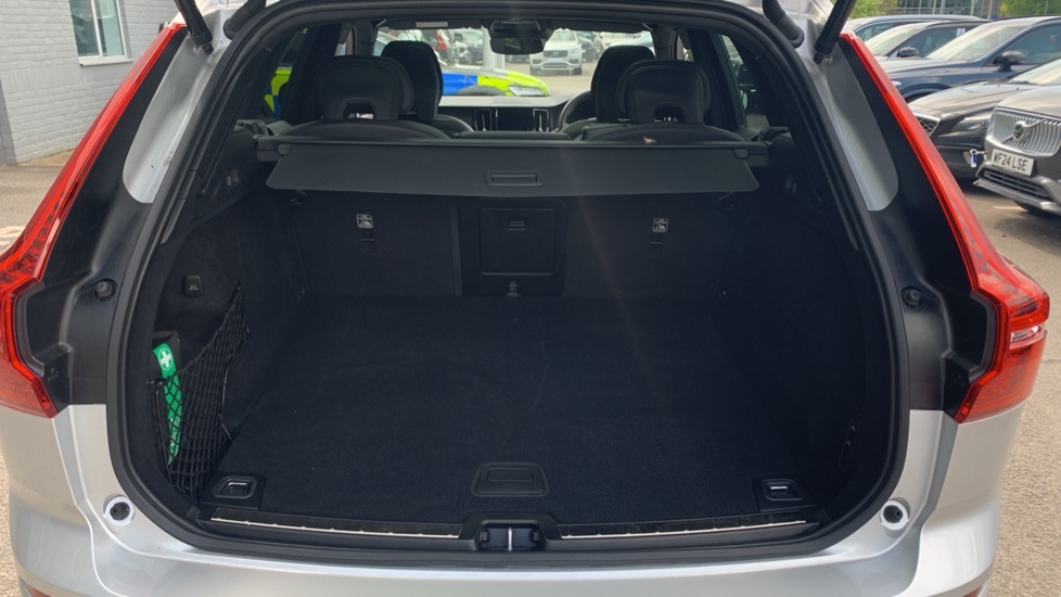 Volvo XC60 Petrol 5dr 202209220005167 #17