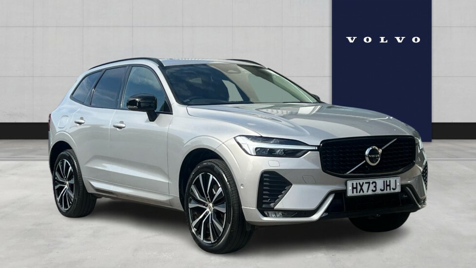 Volvo XC60 2.0 B5p Ultimate Dark Awd Geartronic Silver