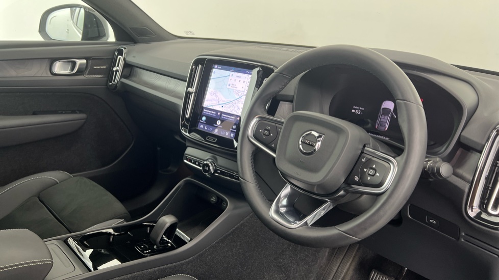 Volvo C40 Recharge Ultimate, Twin Motor, White #4