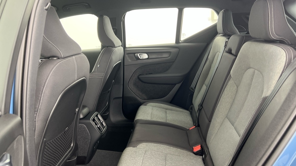 Volvo XC40 Recharge Plus, T4 Plug-in Hybrid, Black #32