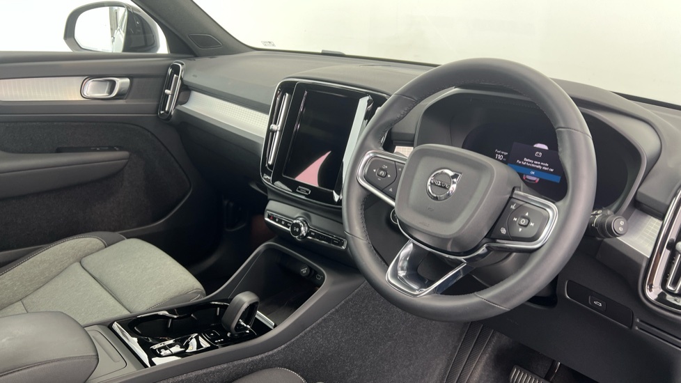 Volvo XC40 Plus, B3 Mild Hybrid, Dark Blue #4
