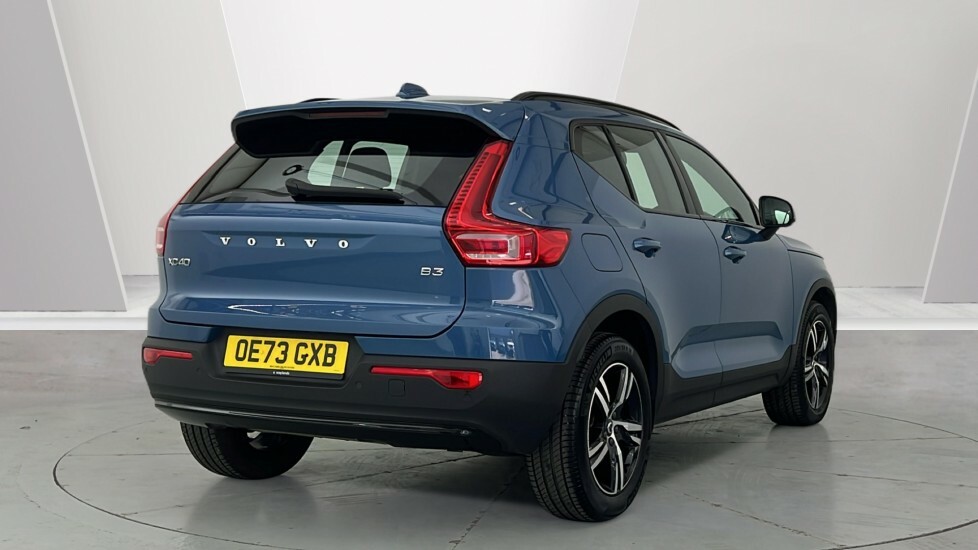 Volvo XC40 Plus, B3 Mild Hybrid, Dark Blue #2