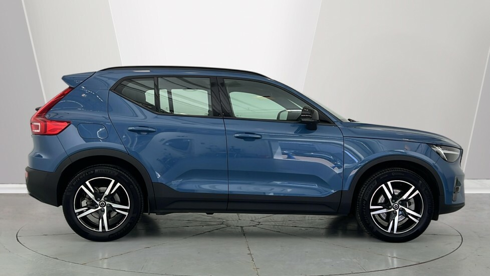 Volvo XC40 Plus, B3 Mild Hybrid, Dark Blue #3