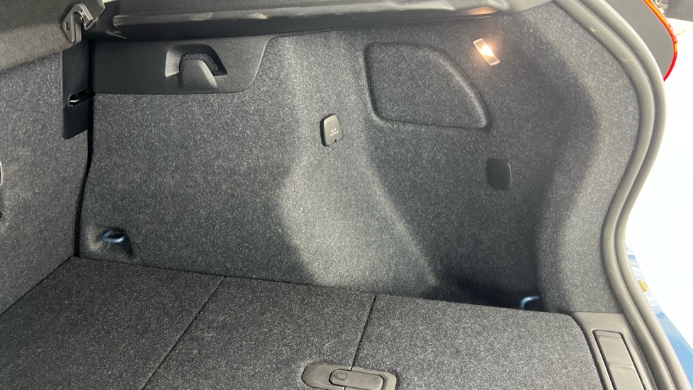 Volvo XC40 Recharge Plus, T4 Plug-in Hybrid, Black #55