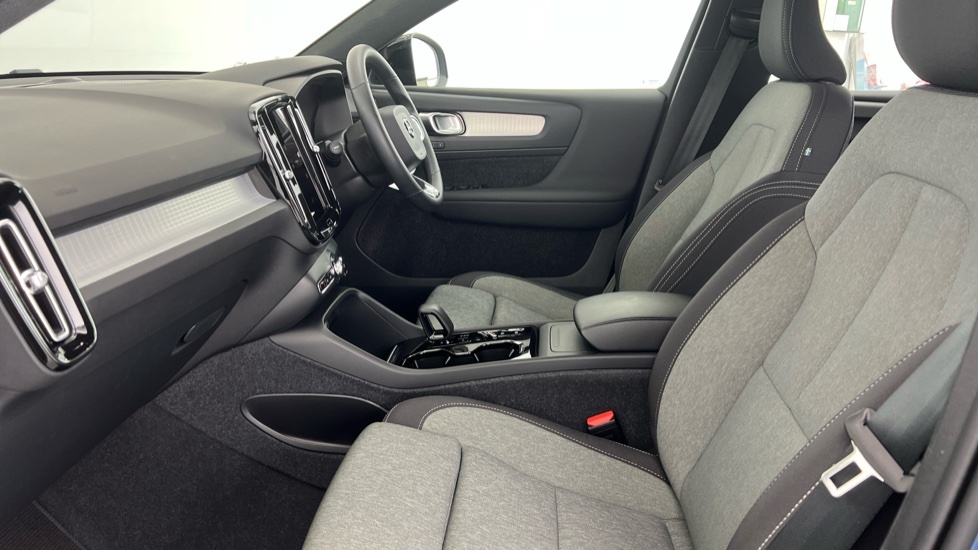 Volvo XC40 Recharge Plus, T4 Plug-in Hybrid, Black #61