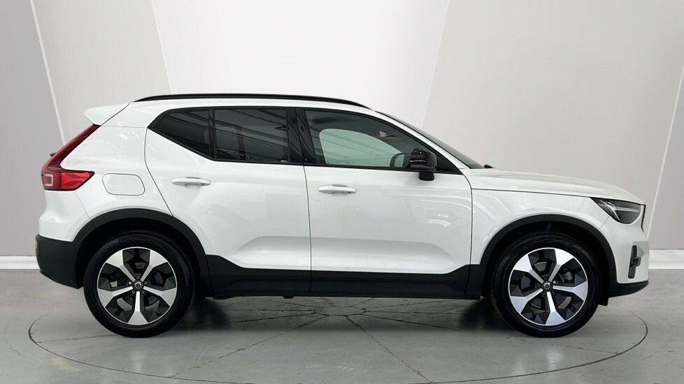 Volvo XC40 2.0 B4p Plus Dark White #3