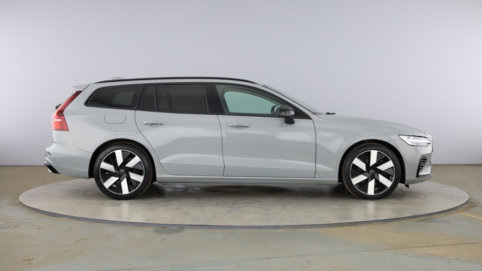 Volvo V60 Ultra, T8 Awd Plug-in Hybrid, Dar Grey #2