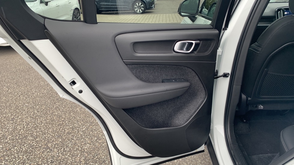 Volvo C40 Volvo Estate 300Kw Recharge Twin Plus 78Kwh Aw Silver #28