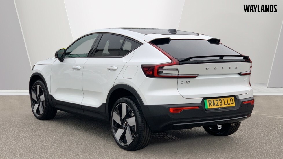 Volvo C40 Volvo Estate 300Kw Recharge Twin Plus 78Kwh Aw Silver #2