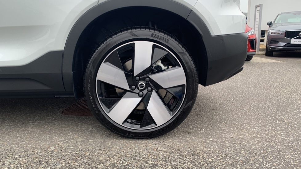 Volvo C40 Volvo Estate 300Kw Recharge Twin Plus 78Kwh Aw Silver #34