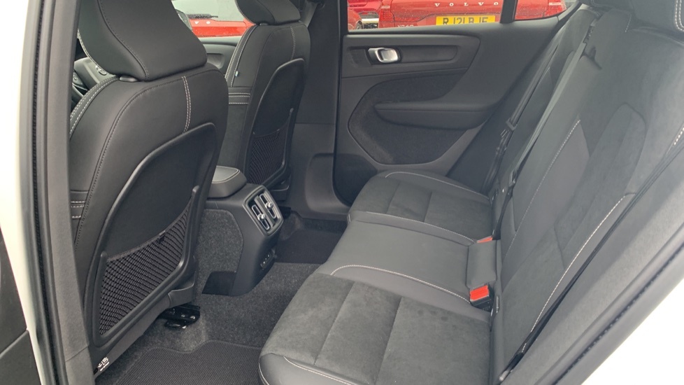 Volvo C40 Volvo Estate 300Kw Recharge Twin Plus 78Kwh Aw Silver #10