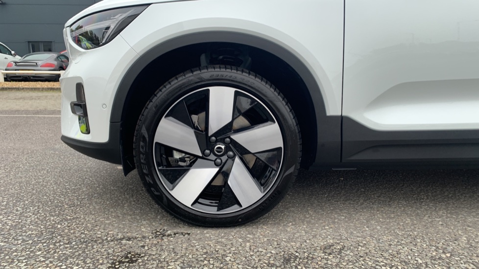 Volvo C40 Volvo Estate 300Kw Recharge Twin Plus 78Kwh Aw Silver #35
