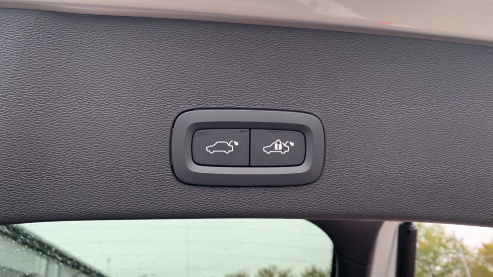 Volvo C40 Volvo Estate 300Kw Recharge Twin Plus 78Kwh Aw Silver #25