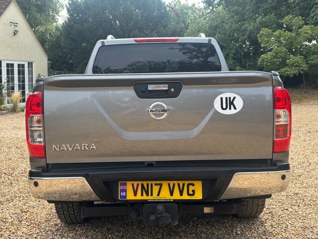 Nissan Navara 2.3 Dci Tekna Pickup Double Cab VN17VVG Grey #6