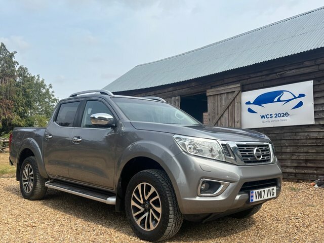 Nissan Navara 2.3 Dci Tekna Pickup Double Cab Grey