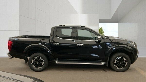 Nissan Navara 2.3 Dci Tekna Pickup Double Cab 4W Black #5