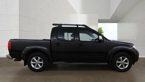 Nissan Navara 2.5 Dci Tekna Pickup Double Cab 4W Black #5