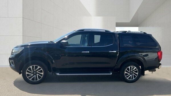 Nissan Navara 2.3 Dci Tekna Pickup Double Cab 4W Black #6