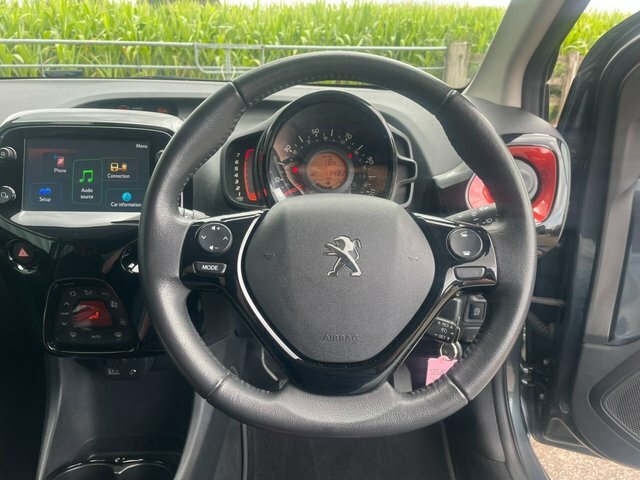 Peugeot 108 1.0 72 Allure White #7