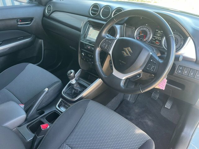 Suzuki Vitara 1.4 Boosterjet 48V Hybrid Sz-t Allgrip Black #8