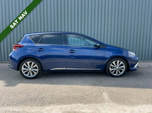 Toyota Auris 2016 1.6 D-4d Excel Hatchback Eu Blue #3