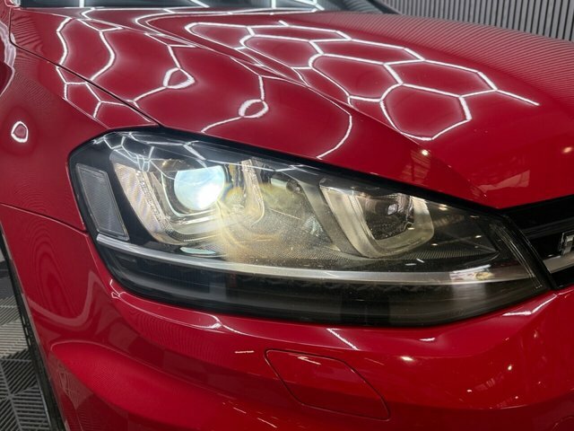 Volkswagen Golf 2.0 Tsi Bluemotion Tech R Hatchback Dsg Red #3
