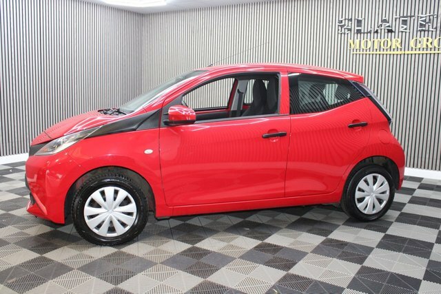 Toyota Aygo 1.0 Vvt-i X Hatchback Euro 5 Eur Red #5