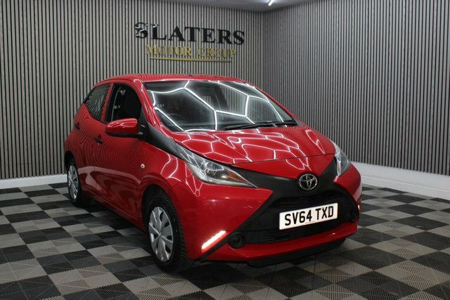 Toyota Aygo 1.0 Vvt-i X Hatchback Euro 5 Eur Red #2