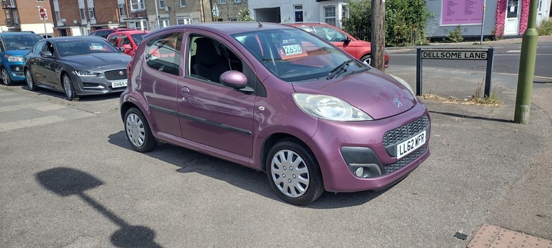 Peugeot 107 Active Purple #5