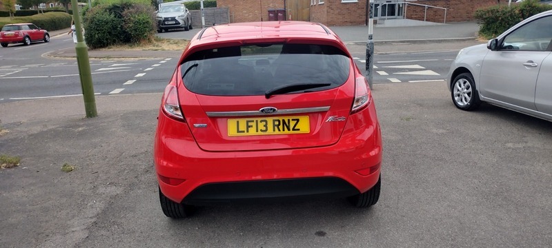 Ford Fiesta Fiesta Zetec White #9