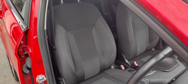 Ford Fiesta Fiesta Zetec White #12