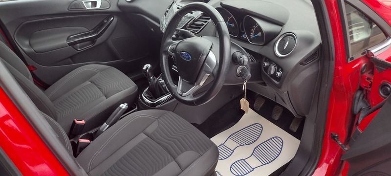 Ford Fiesta Fiesta Zetec White #10