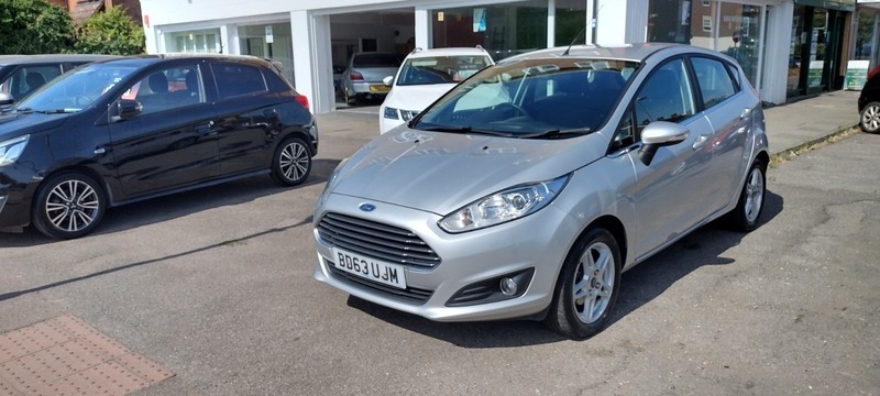 Ford Fiesta Zetec Silver #6