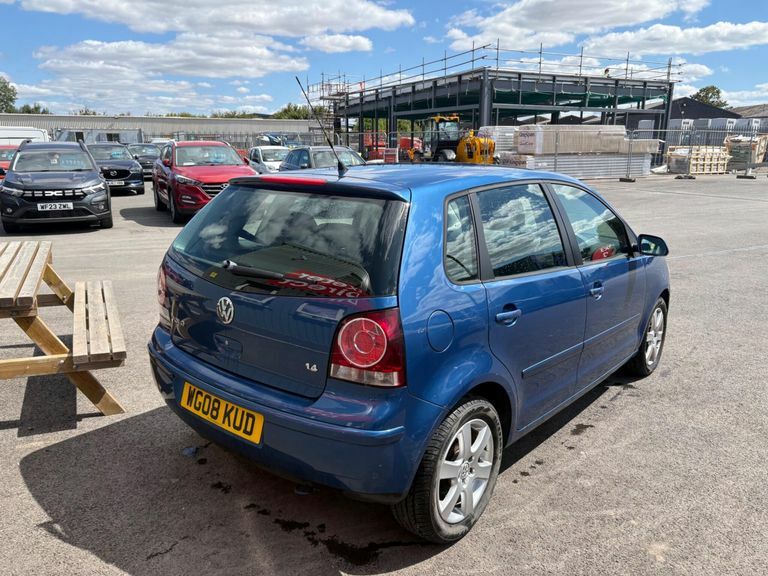 Volkswagen Polo 1.4 Match #2