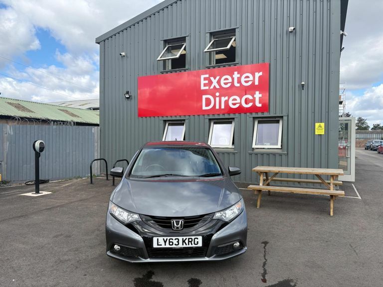 Honda Civic 1.8 I-vtec Se Plus 5-Door Red #1