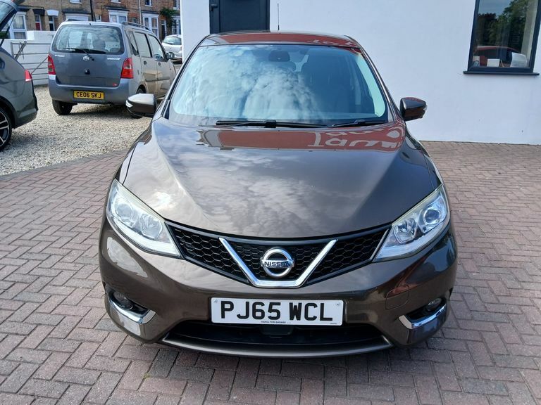 Nissan Pulsar 1.2 Dig-t Tekna Beige #3