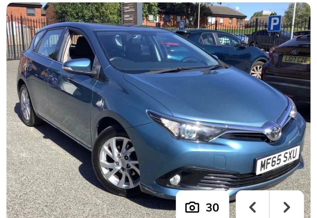 Toyota Auris 1.2 Vvt-i Business Edition Euro 6 Ss Blue
