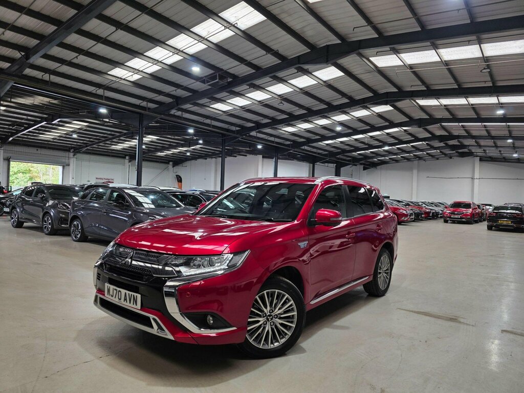 Mitsubishi Outlander 2.4H Twinmotor 13.8Kwh Dynamic Safety Cvt 4Wd Euro Red